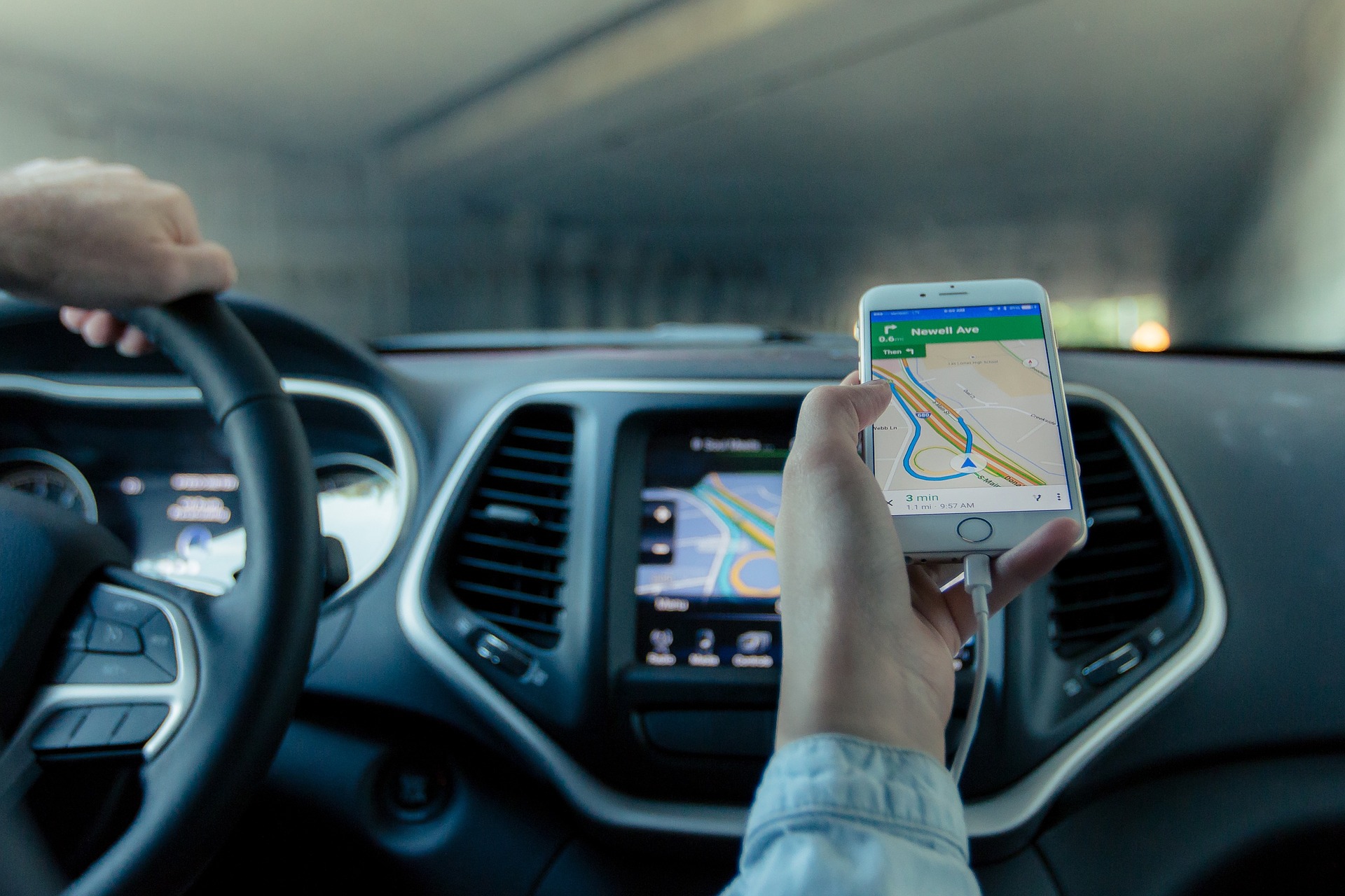 Best hidden GPS trackers for car